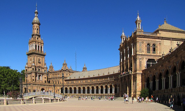 real alcazar trip same day return transport to Seville from Granada